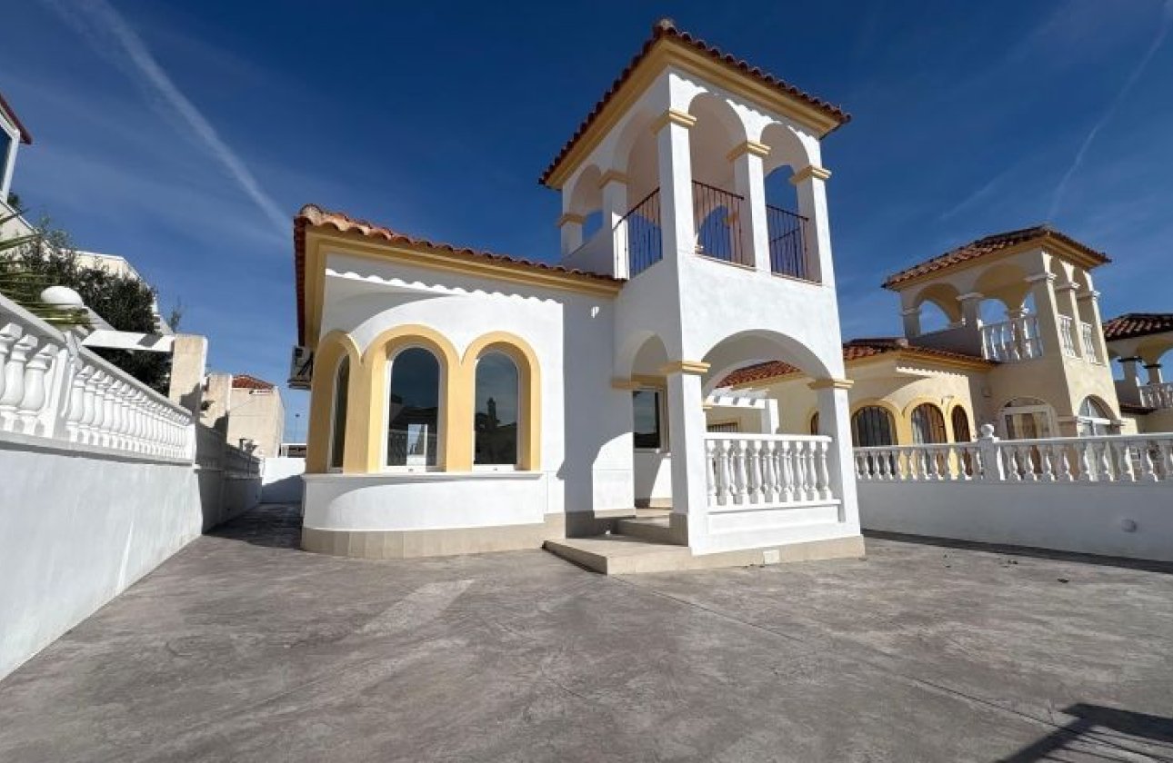 Resale - Villa - Algorfa