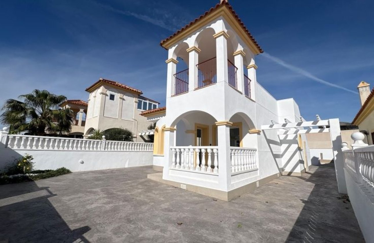 Resale - Villa - Algorfa
