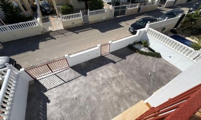 Resale - Villa - Algorfa