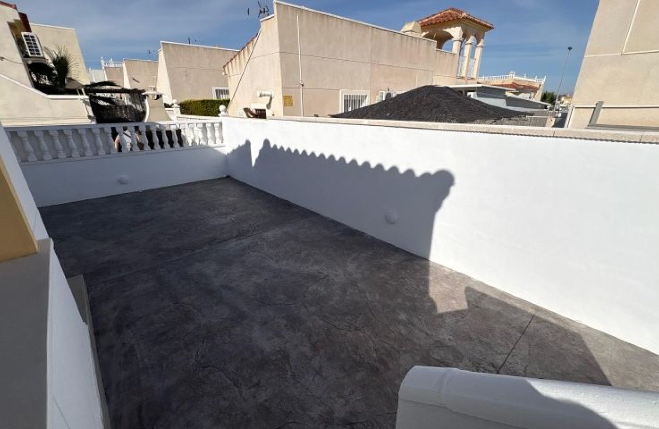 Resale - Villa - Algorfa