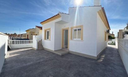 Resale - Villa - Algorfa