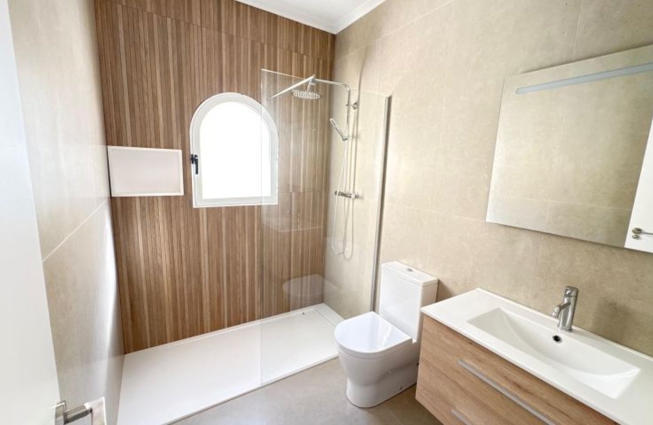 Resale - Villa - Algorfa