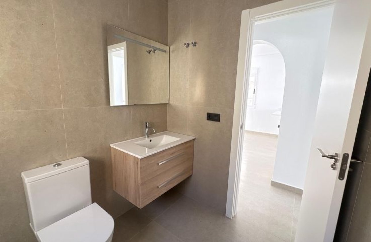 Resale - Villa - Algorfa