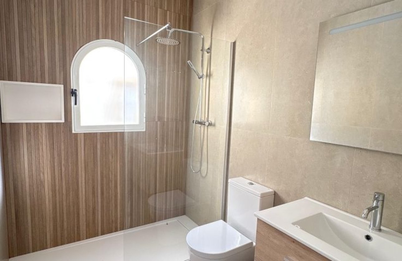 Resale - Villa - Algorfa