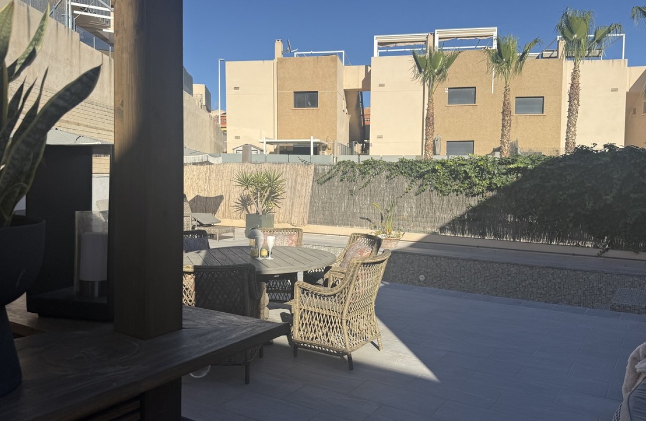 Reventa - Villa - La Zenia