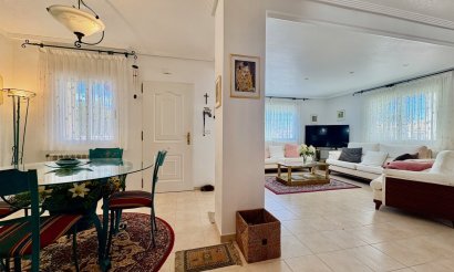 Revente - Villa - Orihuela Costa - Las Filipinas