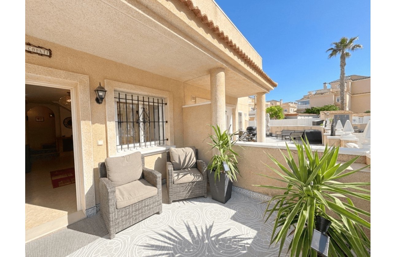 Resale - Townhouse - La Zenia