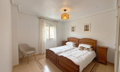 Resale - Townhouse - La Zenia