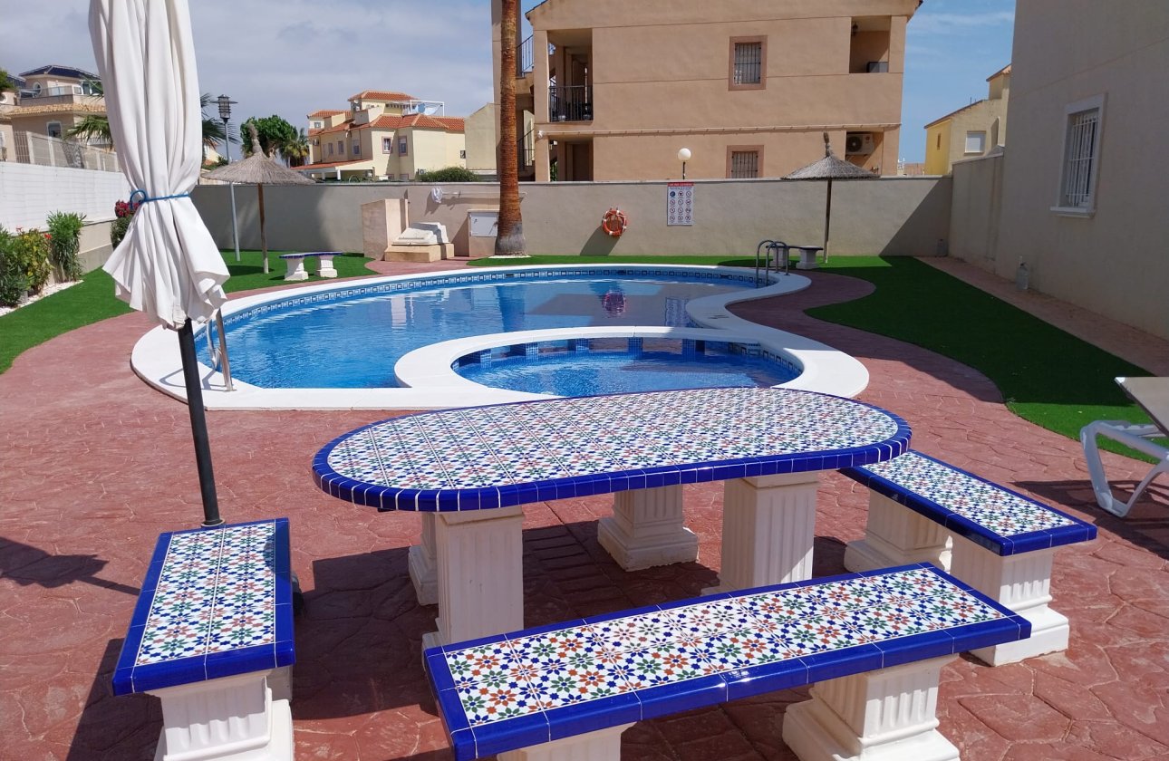 Resale - Townhouse - La Zenia