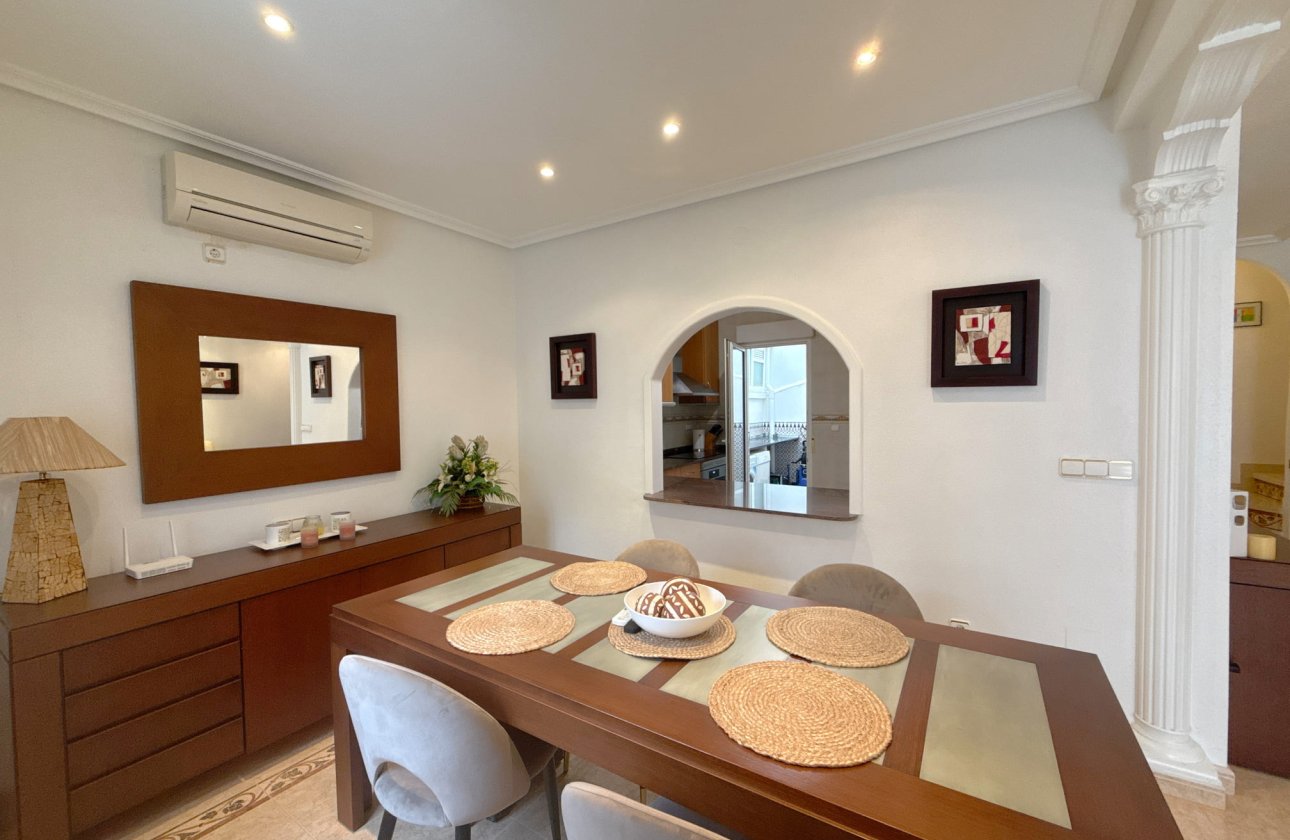 Resale - Townhouse - La Zenia