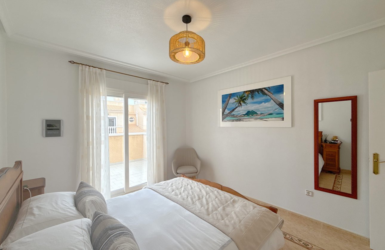 Resale - Townhouse - La Zenia