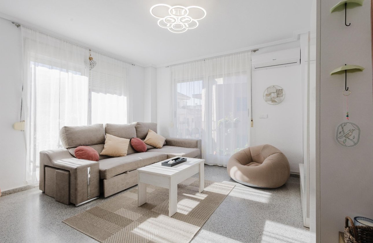 Resale - Apartment / flat - San Miguel de Salinas