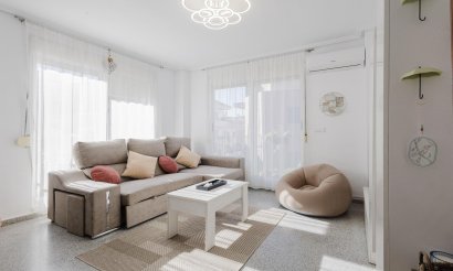 Resale - Apartment / flat - San Miguel de Salinas