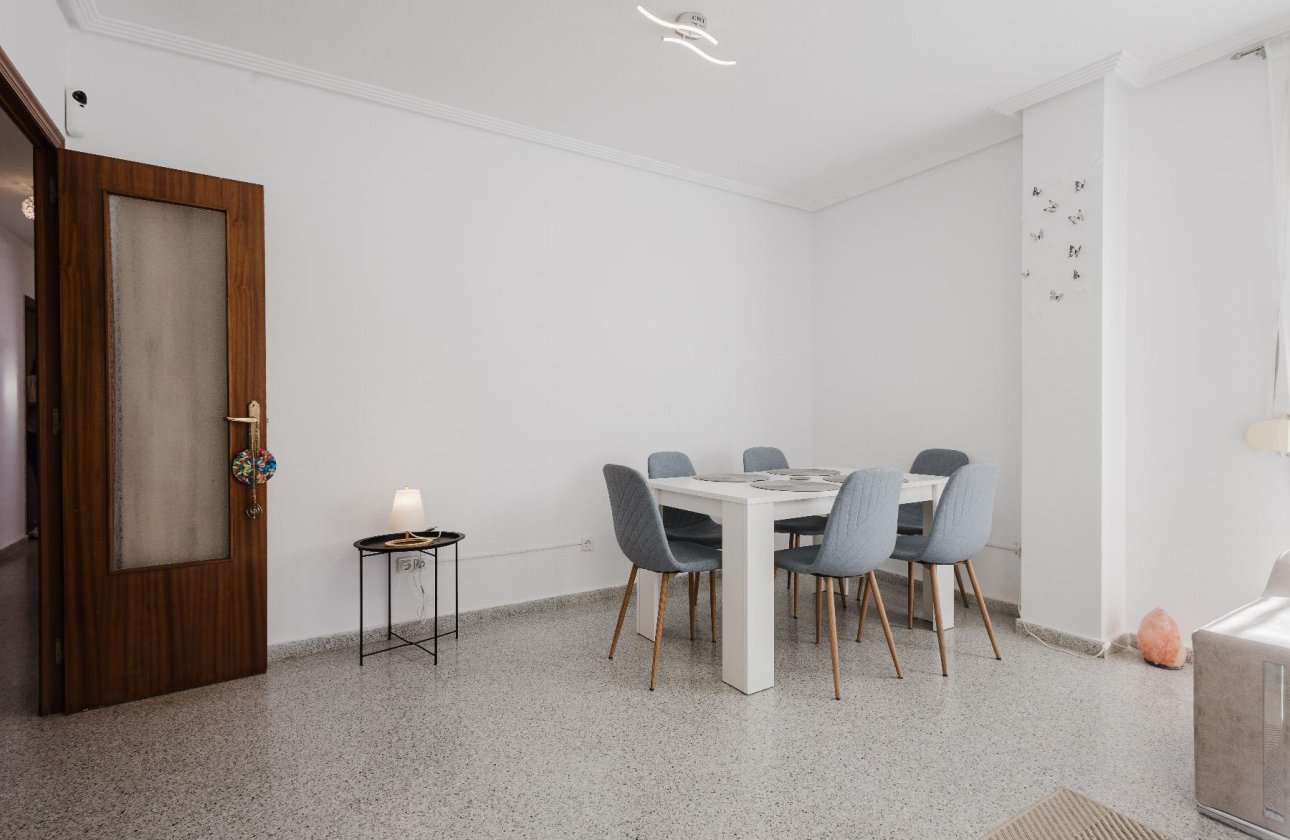 Resale - Apartment / flat - San Miguel de Salinas