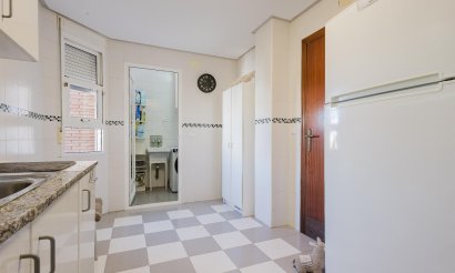 Resale - Apartment / flat - San Miguel de Salinas