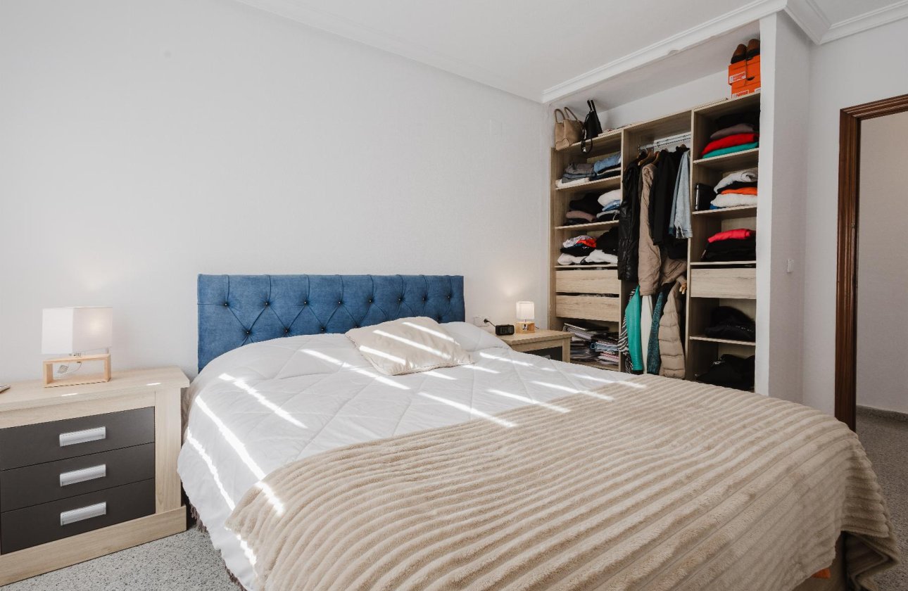 Resale - Apartment / flat - San Miguel de Salinas