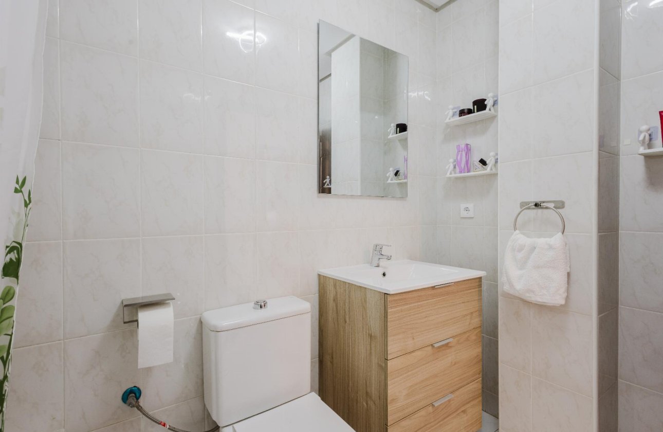 Resale - Apartment / flat - San Miguel de Salinas