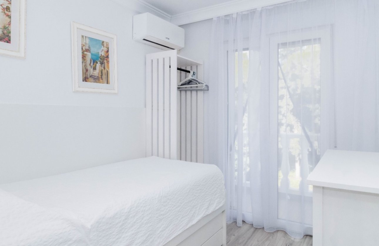 Resale - Townhouse - Orihuela Costa - La Zenia