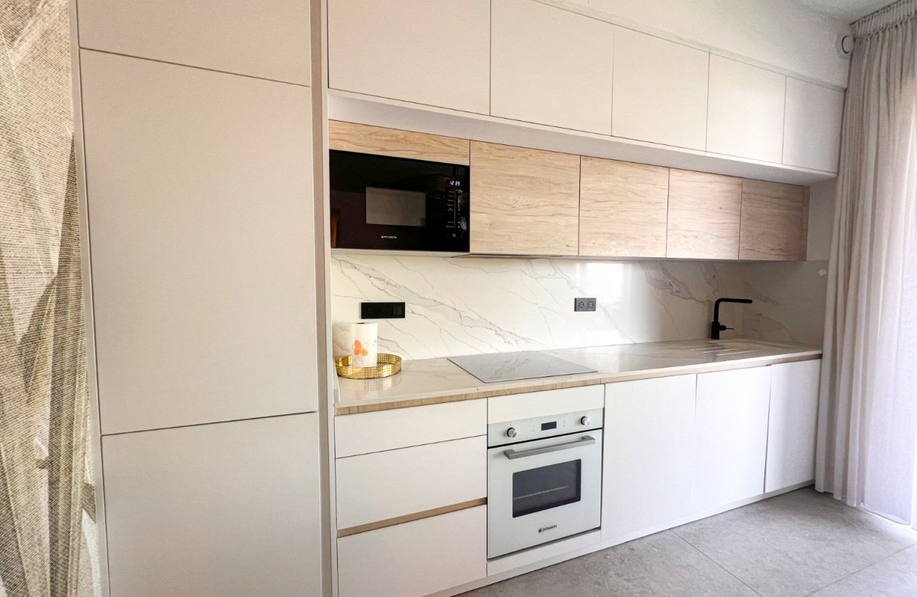 Resale - Apartment / flat - Guardamar del Segura - Urbanizaciones