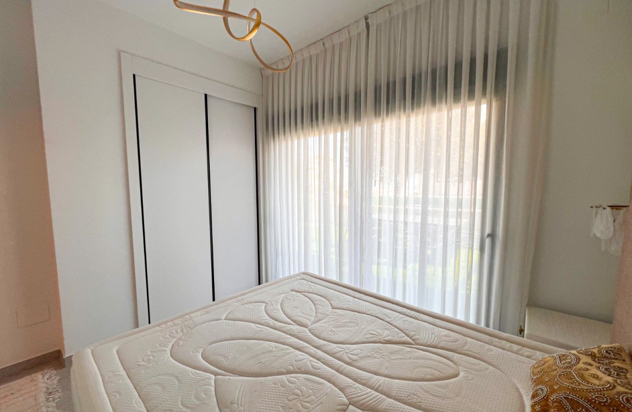 Resale - Apartment / flat - Guardamar del Segura - Urbanizaciones