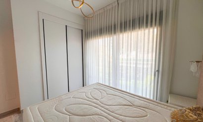 Resale - Apartment / flat - Guardamar del Segura - Urbanizaciones