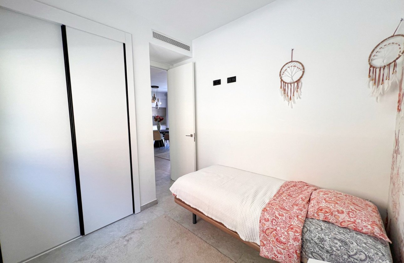 Resale - Apartment / flat - Guardamar del Segura - Urbanizaciones