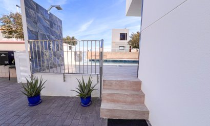 Resale - Apartment / flat - Guardamar del Segura - Urbanizaciones