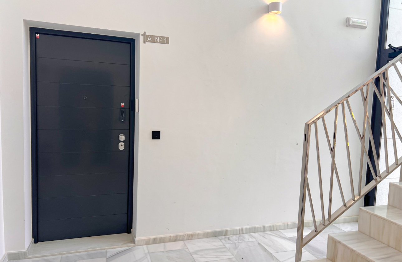 Resale - Apartment / flat - Guardamar del Segura - Urbanizaciones