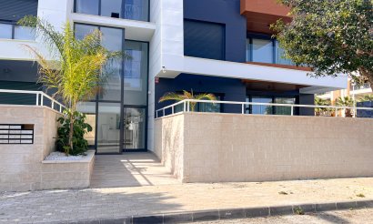 Resale - Apartment / flat - Guardamar del Segura - Urbanizaciones