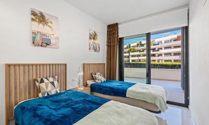 Resale - Apartment / flat - Orihuela Costa - Playa Flamenca