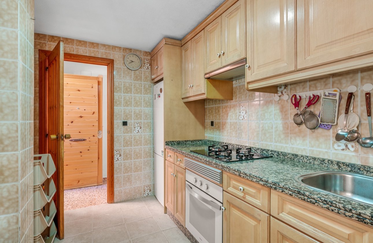 Reventa - Apartamento / piso - Arenales del Sol - Segunda linea playa