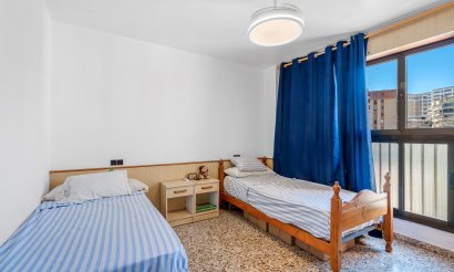 Reventa - Apartamento / piso - Arenales del Sol - Segunda linea playa