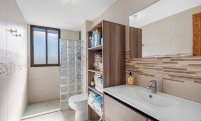 Reventa - Apartamento / piso - Arenales del Sol - Segunda linea playa