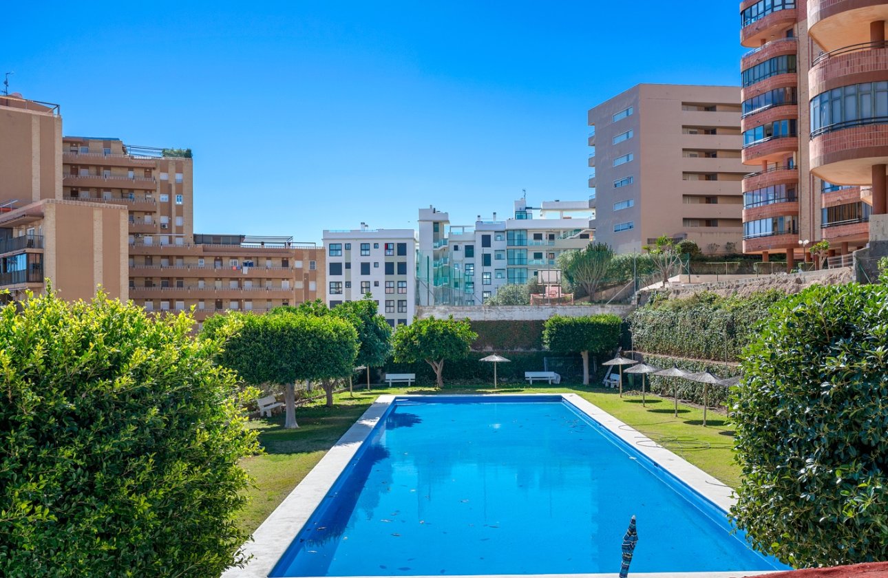 Reventa - Apartamento / piso - Arenales del Sol - Segunda linea playa