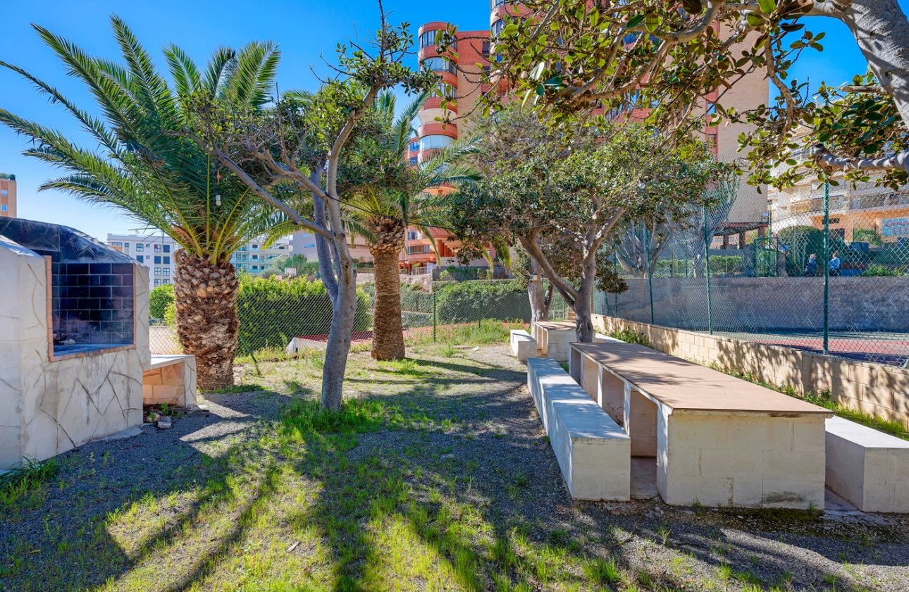 Reventa - Apartamento / piso - Arenales del Sol - Segunda linea playa