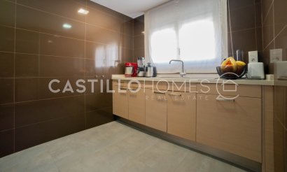 Reventa - Apartamento / piso - Torrevieja - Centro