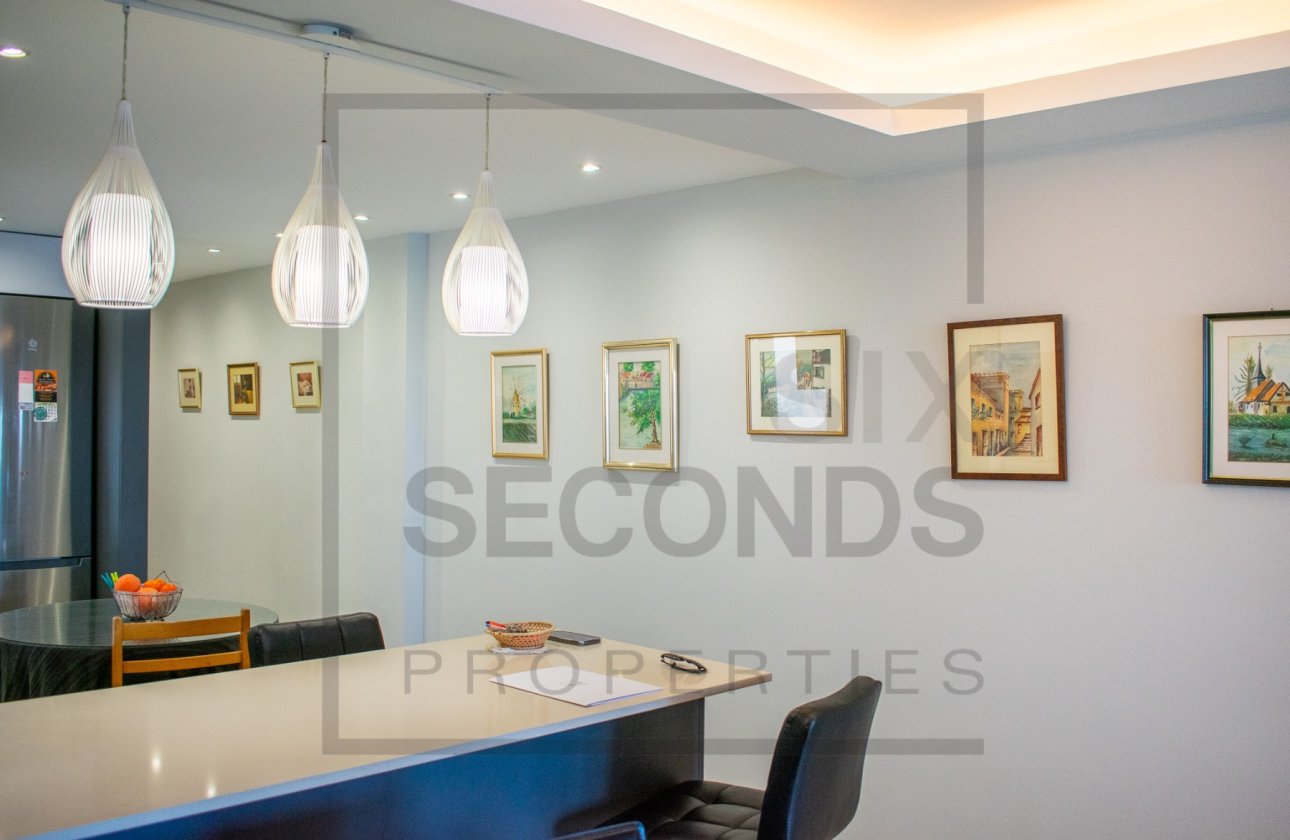 Resale - Apartment / flat - Torrevieja - Playa del Cura