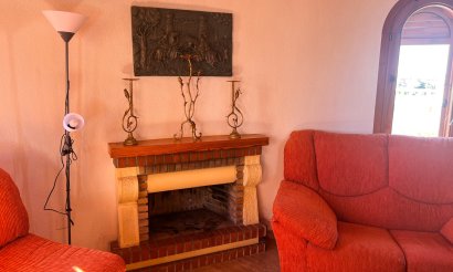 Resale - Villa - Torrevieja