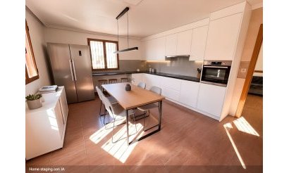 Resale - Villa - Torrevieja