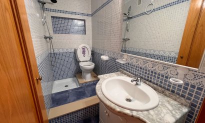 Resale - Villa - Torrevieja