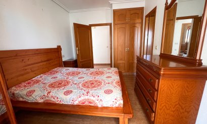 Resale - Villa - Torrevieja