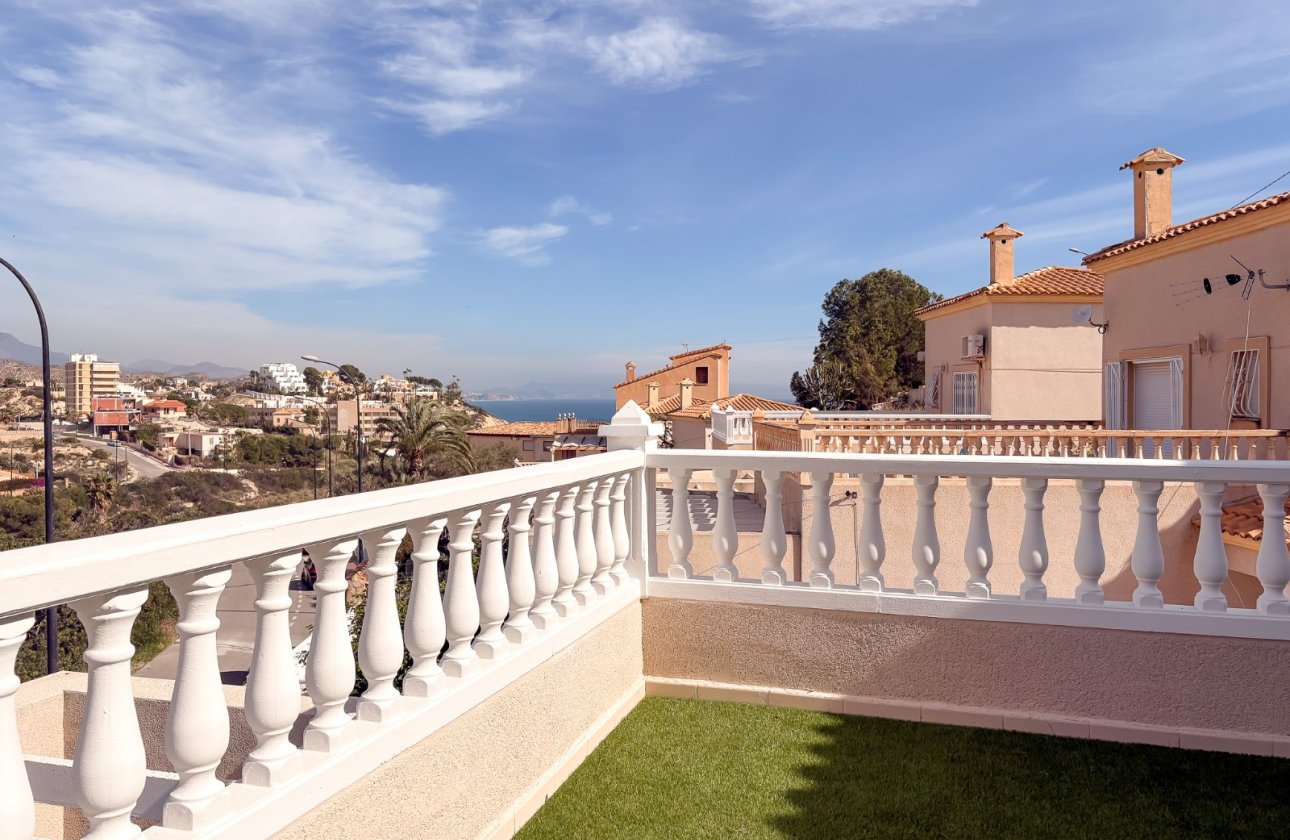 Reventa - Villa / Semi detached - El Campello - Pueblo Acantilado - Venta Lanuza