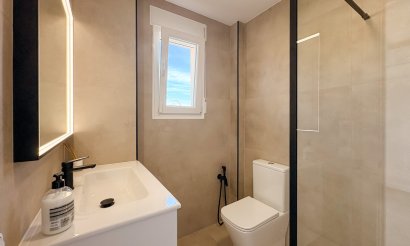 Reventa - Villa / Semi detached - El Campello - Pueblo Acantilado - Venta Lanuza