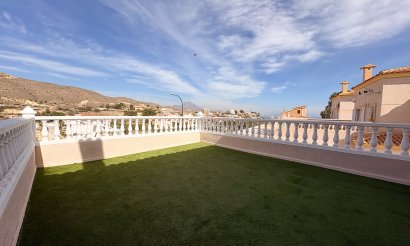 Reventa - Villa / Semi detached - El Campello - Pueblo Acantilado - Venta Lanuza