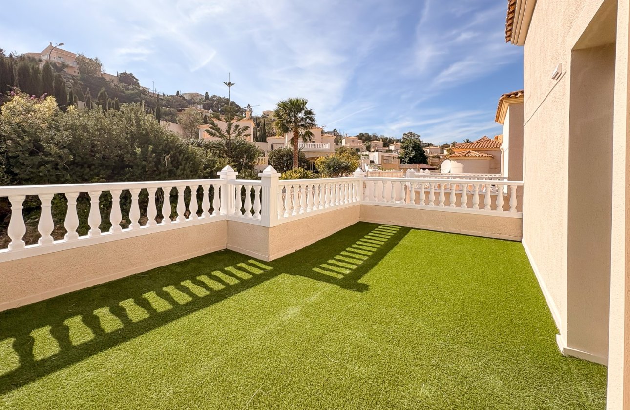 Reventa - Villa / Semi detached - El Campello - Pueblo Acantilado - Venta Lanuza