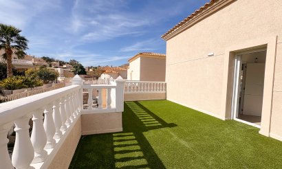 Reventa - Villa / Semi detached - El Campello - Pueblo Acantilado - Venta Lanuza