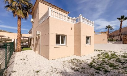 Reventa - Villa / Semi detached - El Campello - Pueblo Acantilado - Venta Lanuza