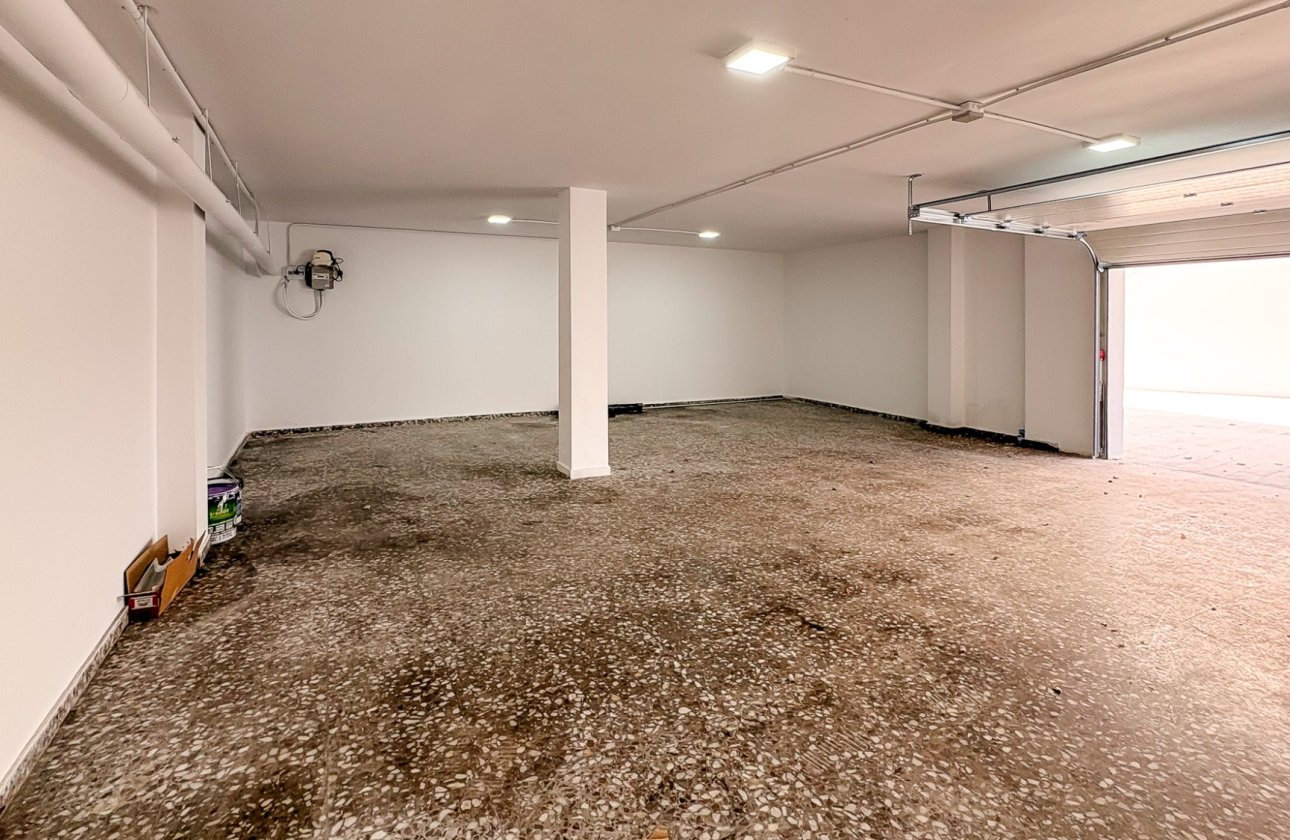 Reventa - Villa / Semi detached - El Campello - Pueblo Acantilado - Venta Lanuza