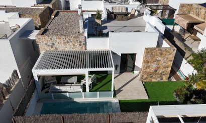 Resale - Villa - Cabo Roig