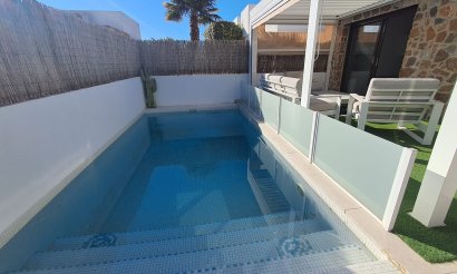 Resale - Villa - Cabo Roig